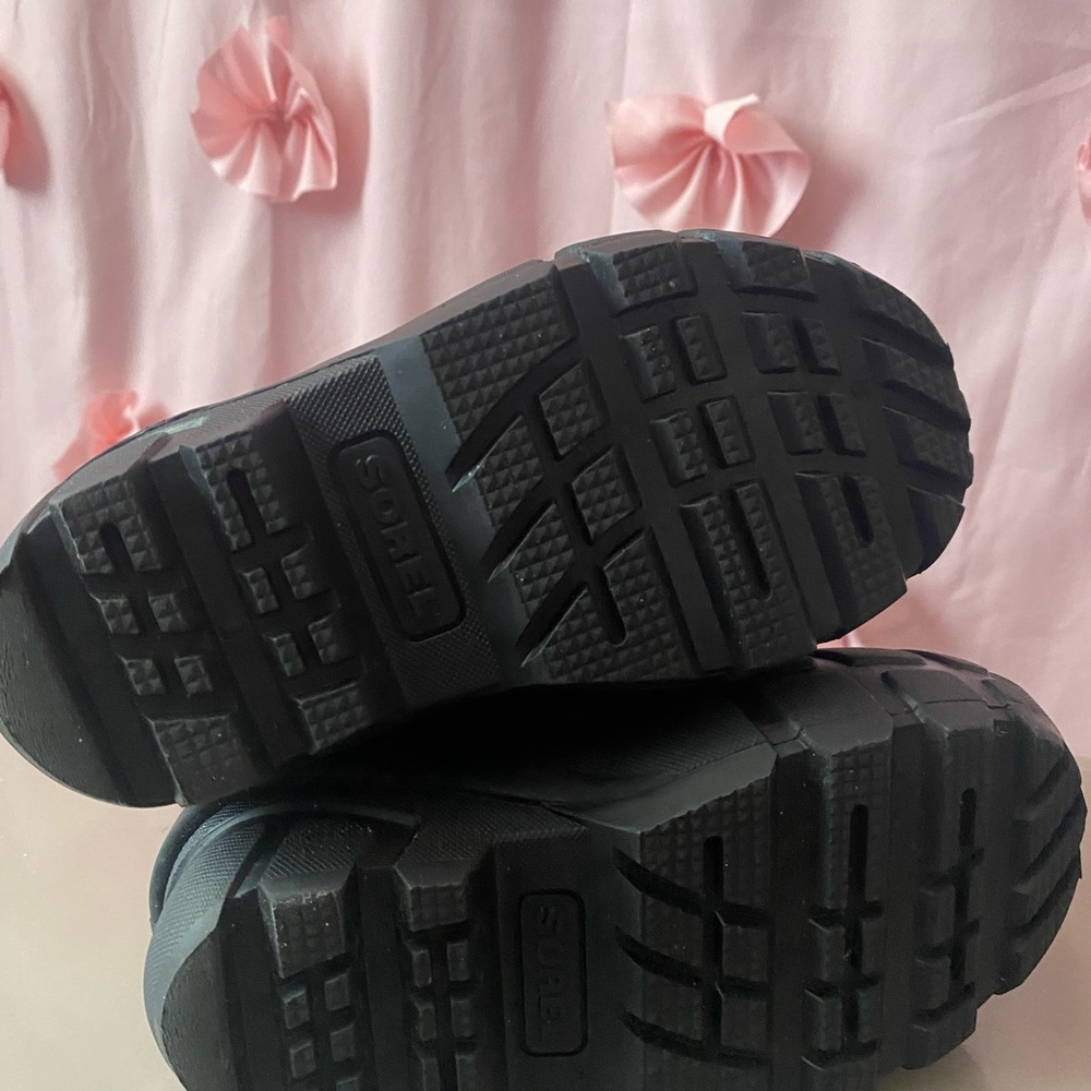 Sorel Kids Pink Red Polka Dot Snow Boots - Picture 3 of 3